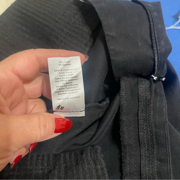 Talbots Black Cropped Pants Size 2P - Picture 11 of 11